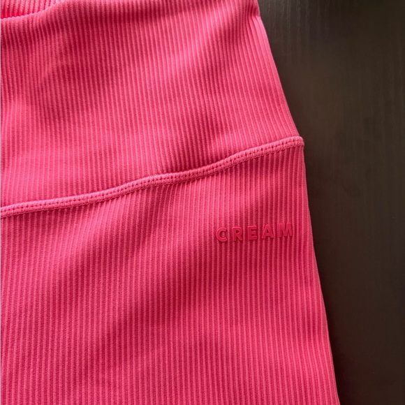 Cream Yoga Pink Leggings - Picture 4 of 7